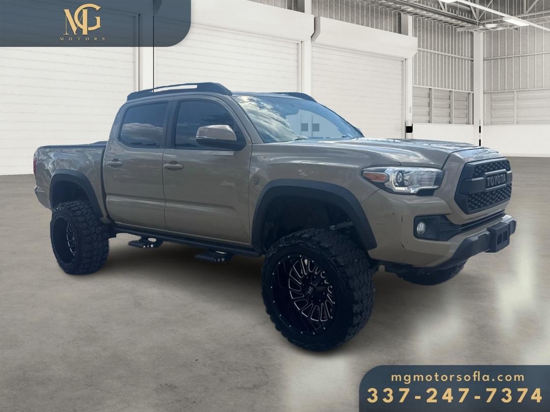 Toyota Tacoma  2017