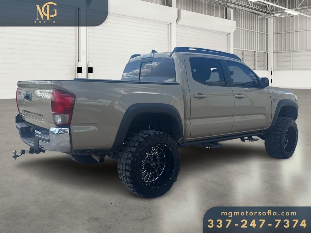 Toyota Tacoma  2017