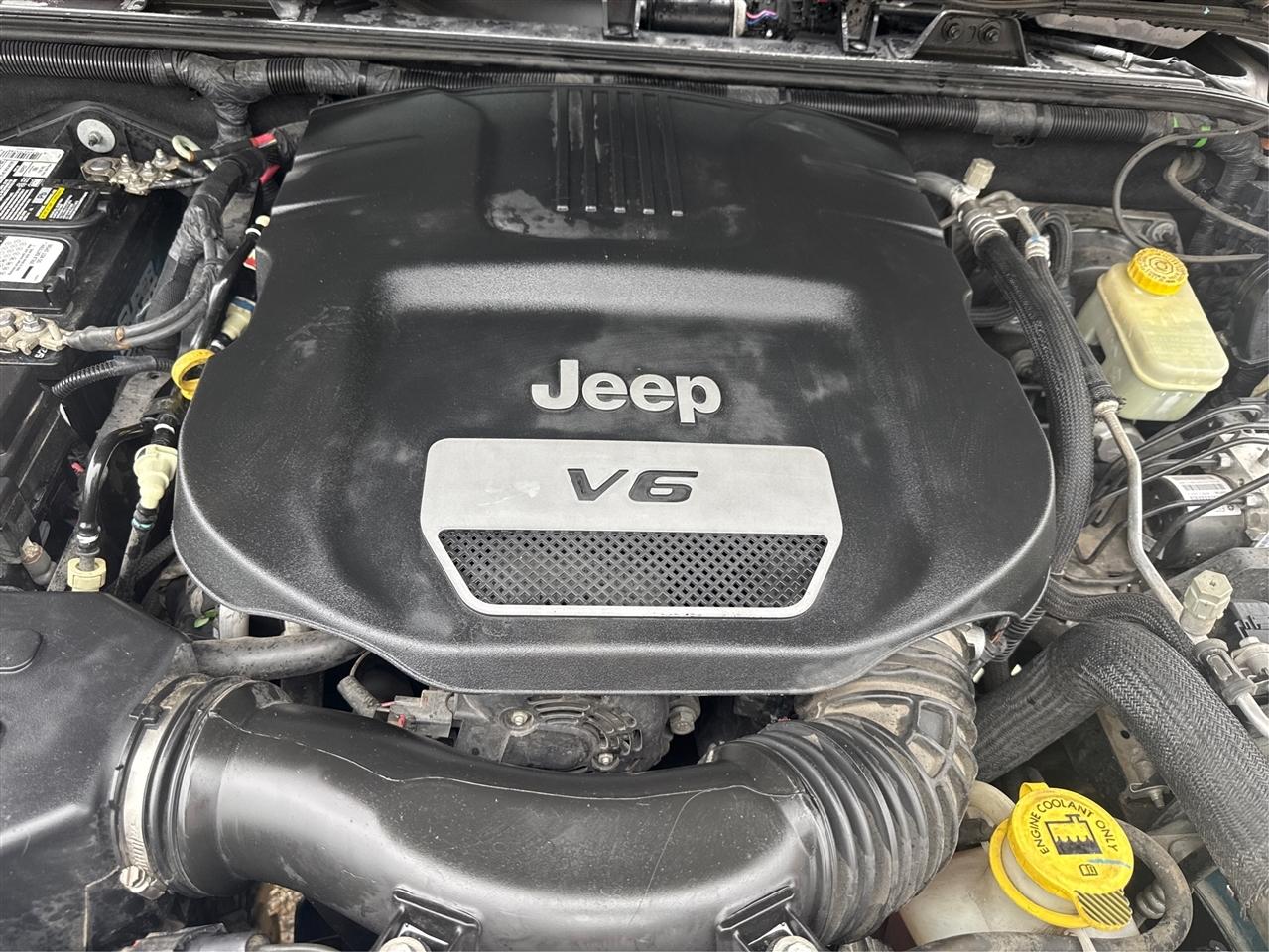 Jeep Wrangler Unlimited Sahara 4WD 2017