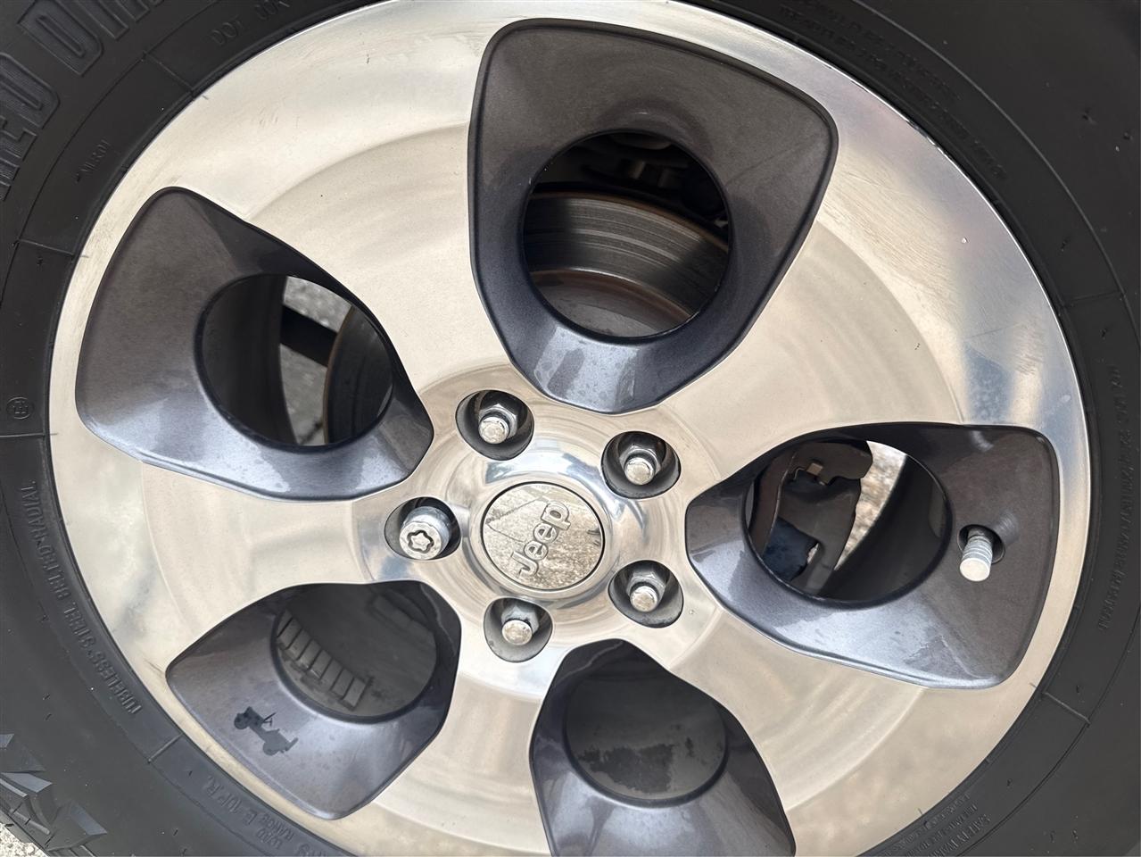 Jeep Wrangler Unlimited Sahara 4WD 2017