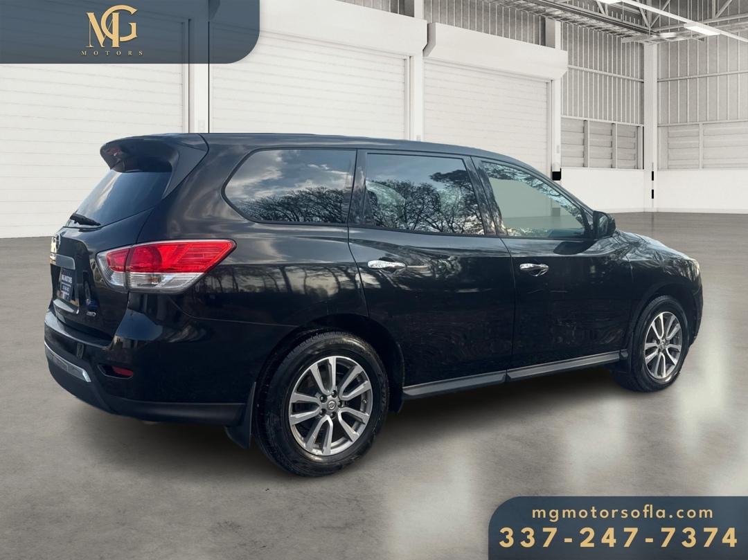 Nissan Pathfinder S 4WD 2014