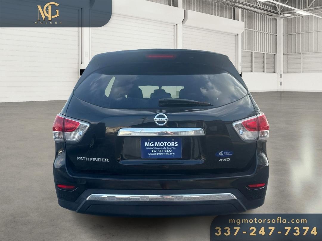 Nissan Pathfinder S 4WD 2014