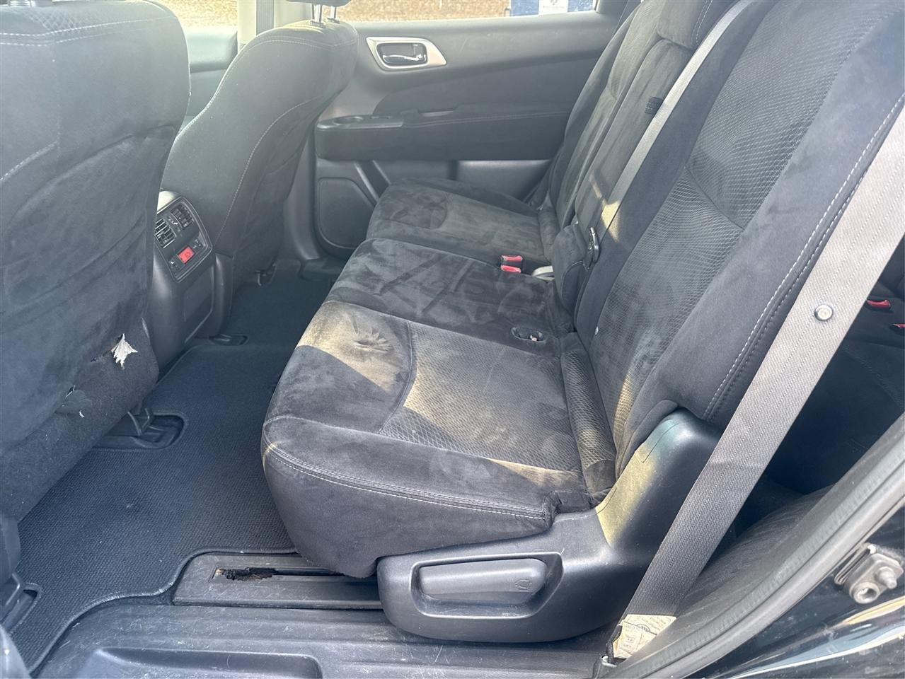 Nissan Pathfinder S 4WD 2014