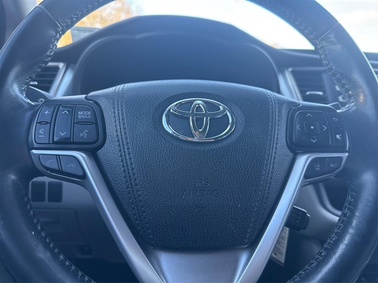 Toyota Highlander  2018