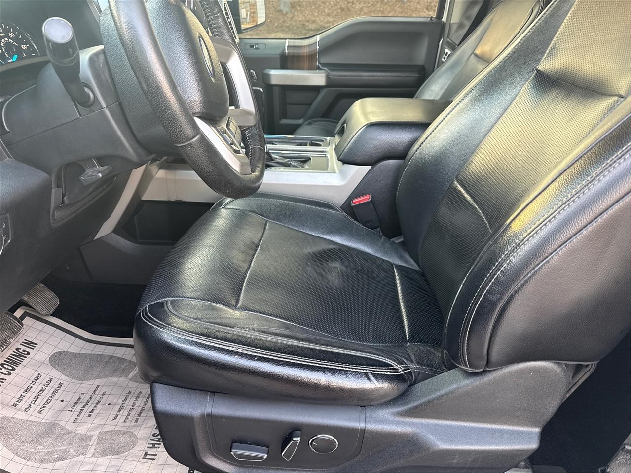 Ford F-150 Lariat SuperCrew 5.5-ft. Bed 4WD 2016