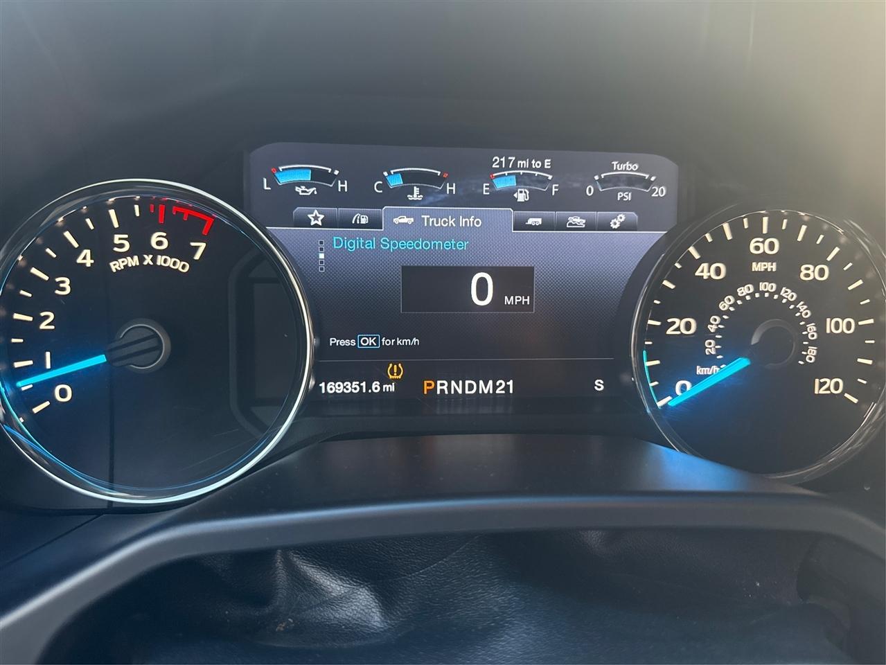 Ford F-150 Lariat SuperCrew 5.5-ft. Bed 4WD 2016