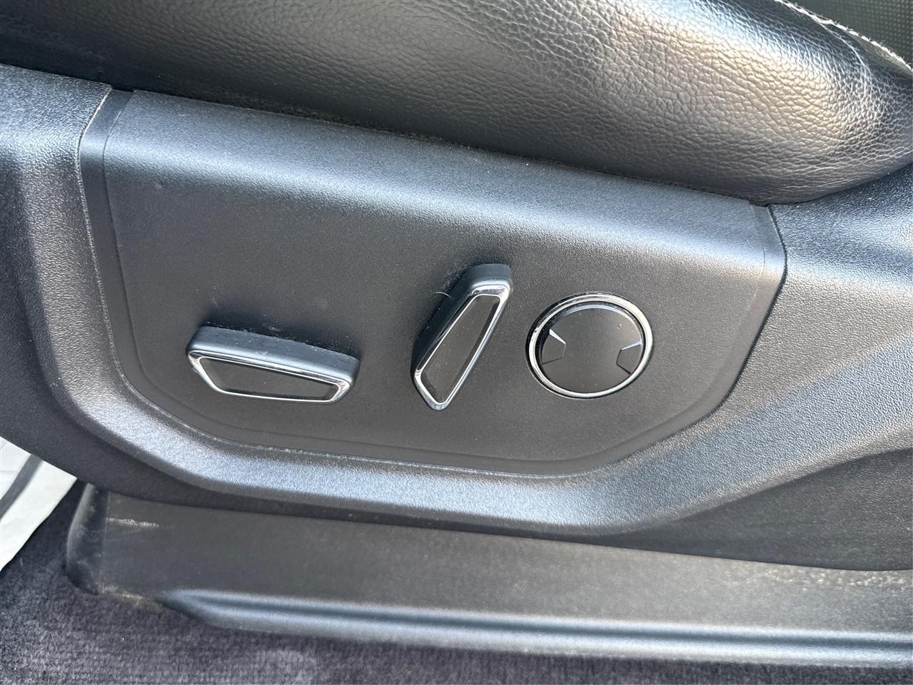 Ford F-150 Lariat SuperCrew 5.5-ft. Bed 4WD 2016