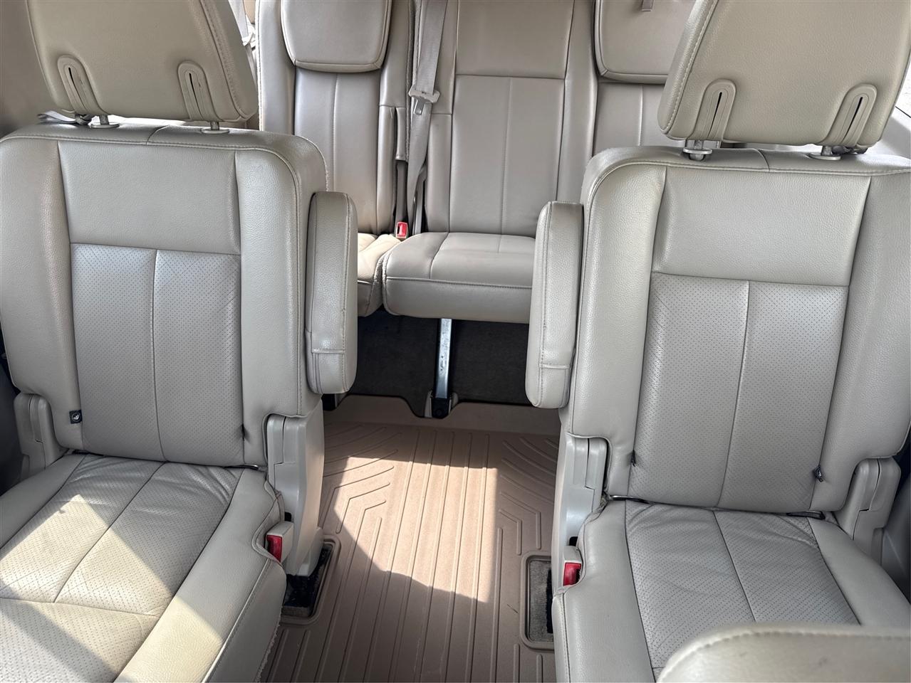 Ford Expedition EL Limited 2WD 2012