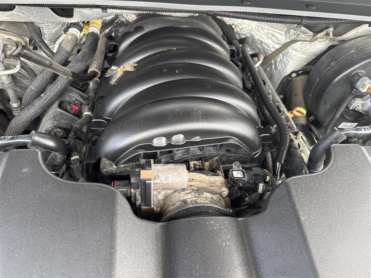 Chevrolet Suburban LS 2WD 2016