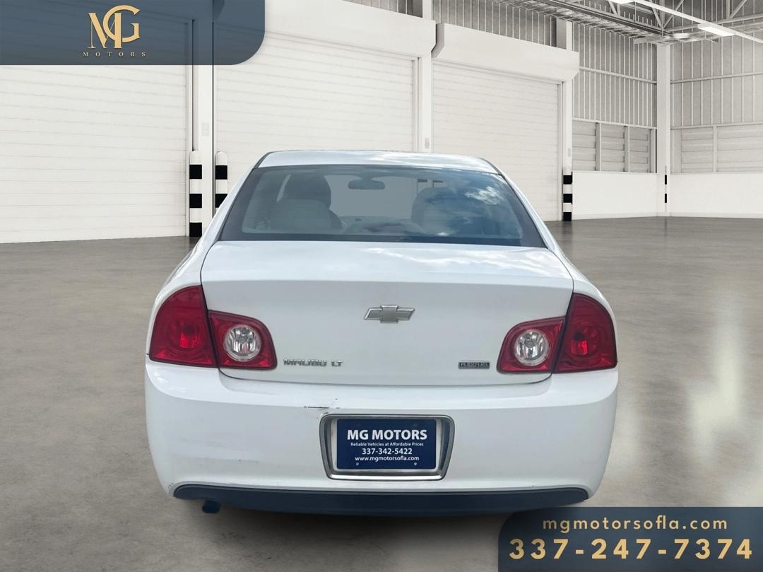 Chevrolet Malibu 1LT 2011