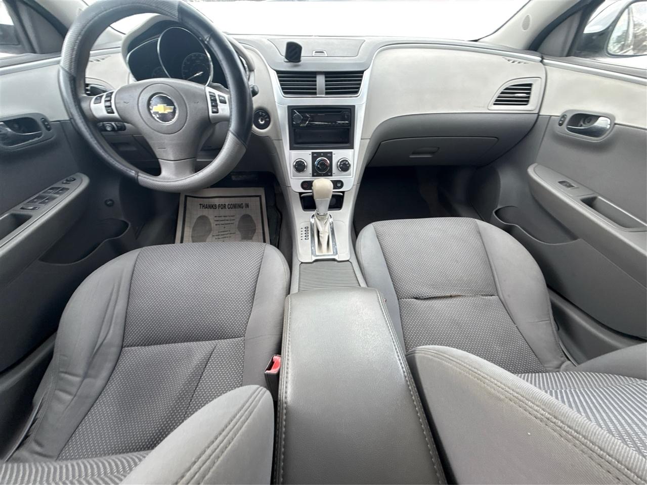 Chevrolet Malibu 1LT 2011