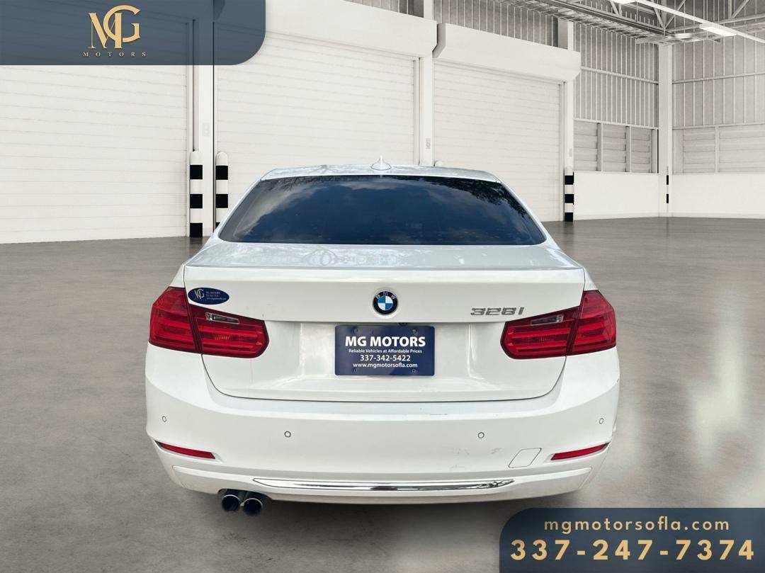 BMW 3-Series 328i Sedan 2014