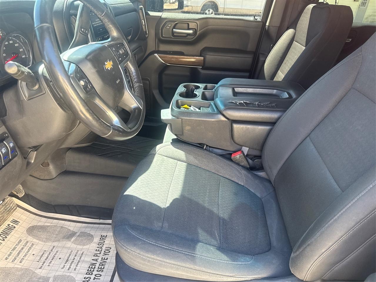 Chevrolet Silverado 1500 LT Crew Cab 2WD 2020