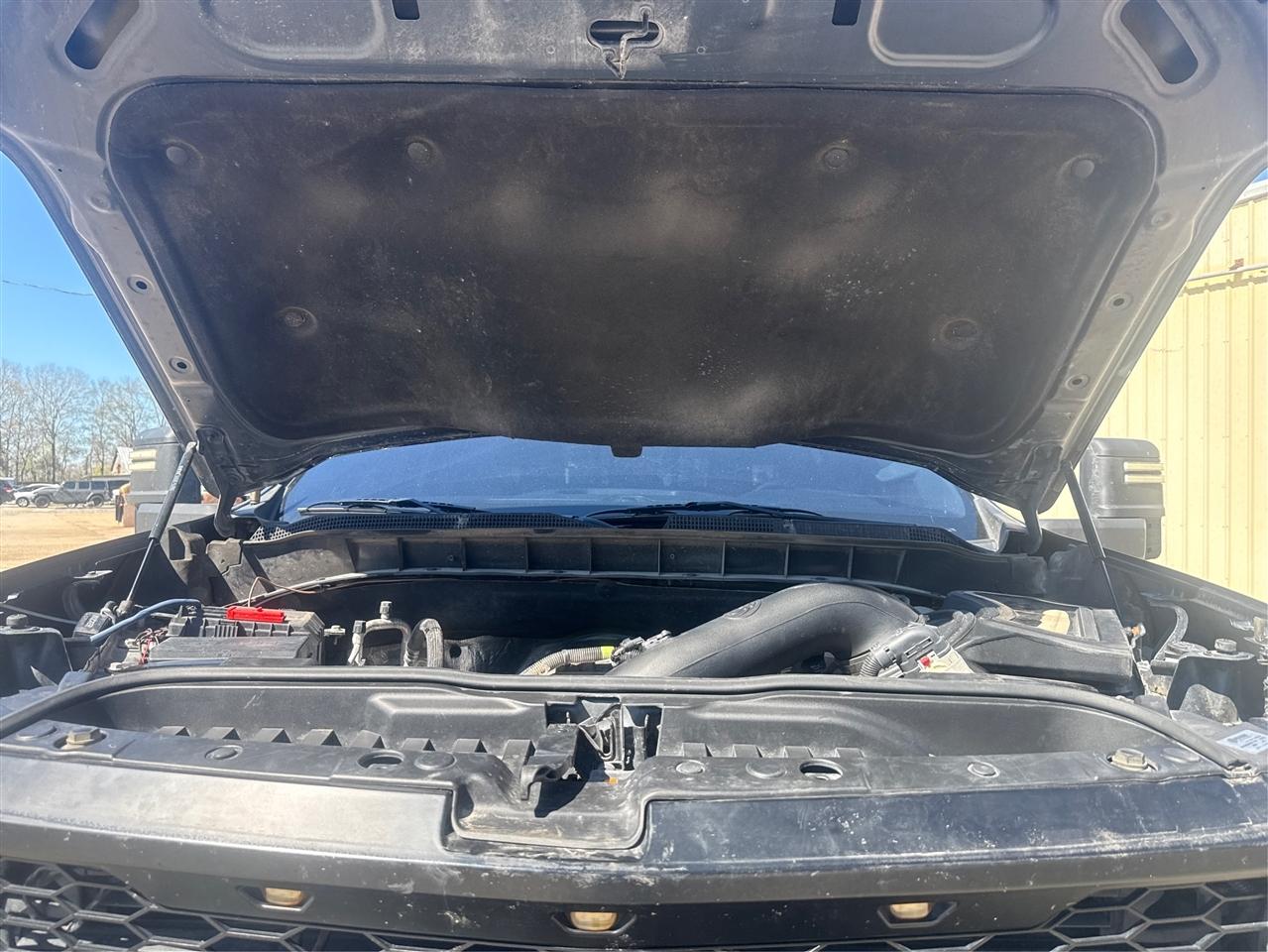 Chevrolet Silverado 1500 LT Crew Cab 2WD 2020