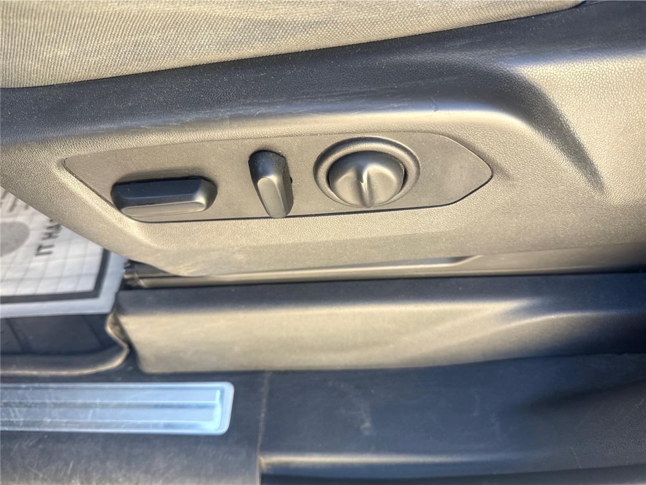 Chevrolet Silverado 1500 LT Crew Cab 2WD 2020