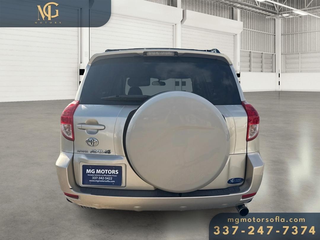 Toyota RAV4 Base I4 2WD 2008