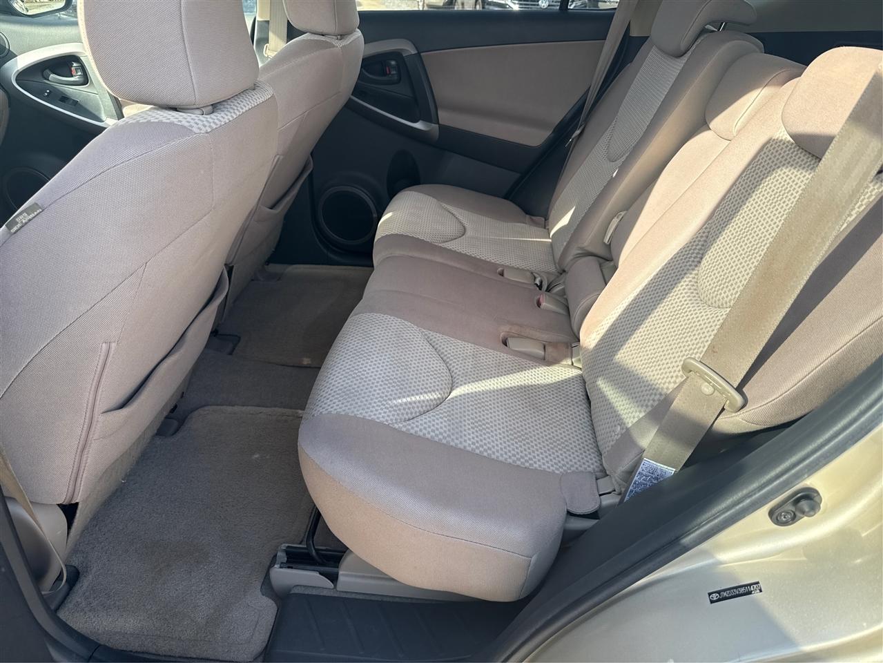 Toyota RAV4 Base I4 2WD 2008