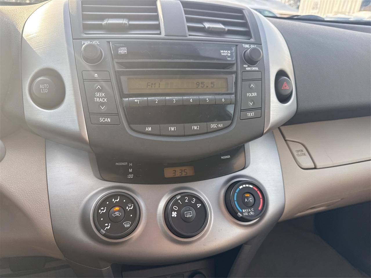 Toyota RAV4 Base I4 2WD 2008