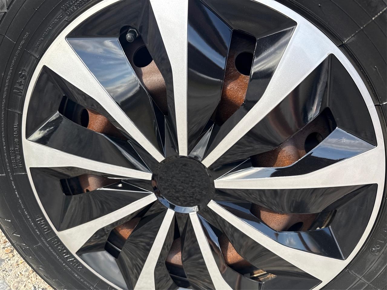 Toyota RAV4 Base I4 2WD 2008