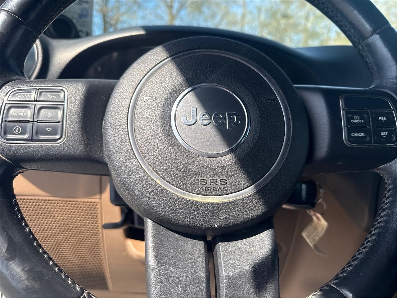 Jeep Wrangler Unlimited Sahara 4WD 2013