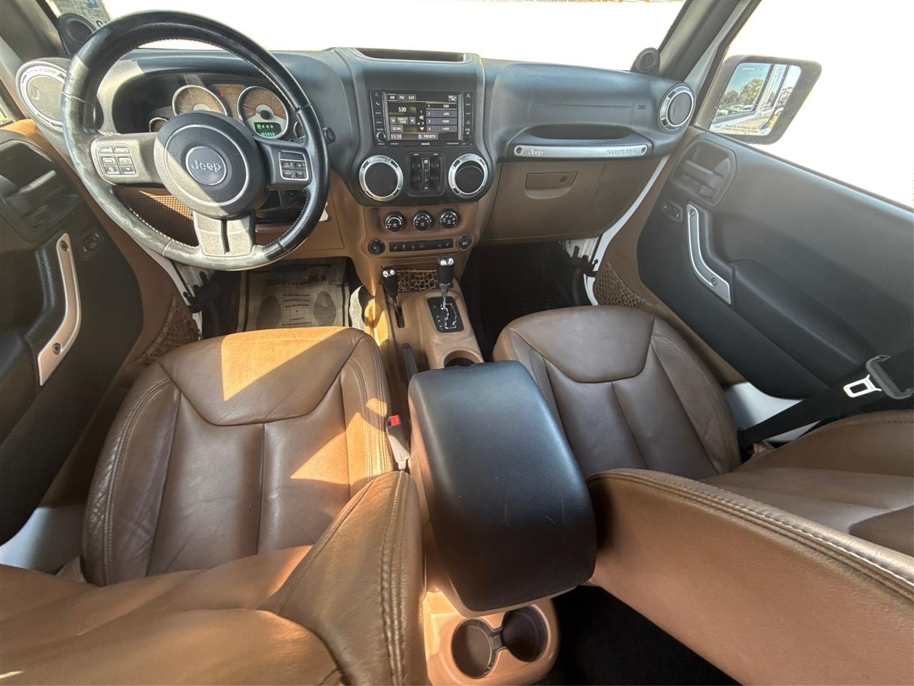 Jeep Wrangler Unlimited Sahara 4WD 2013