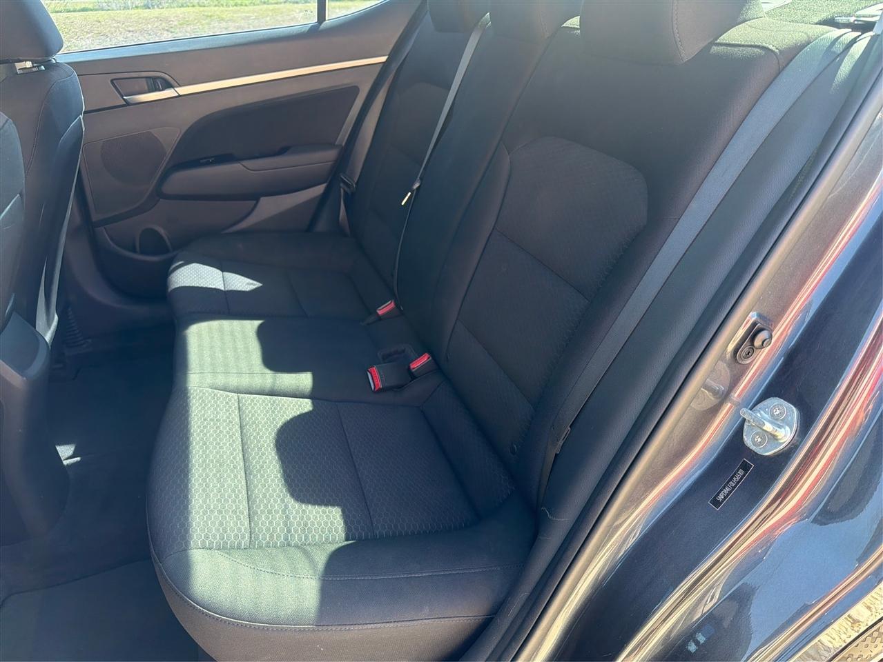 Hyundai Elantra SEL 2020