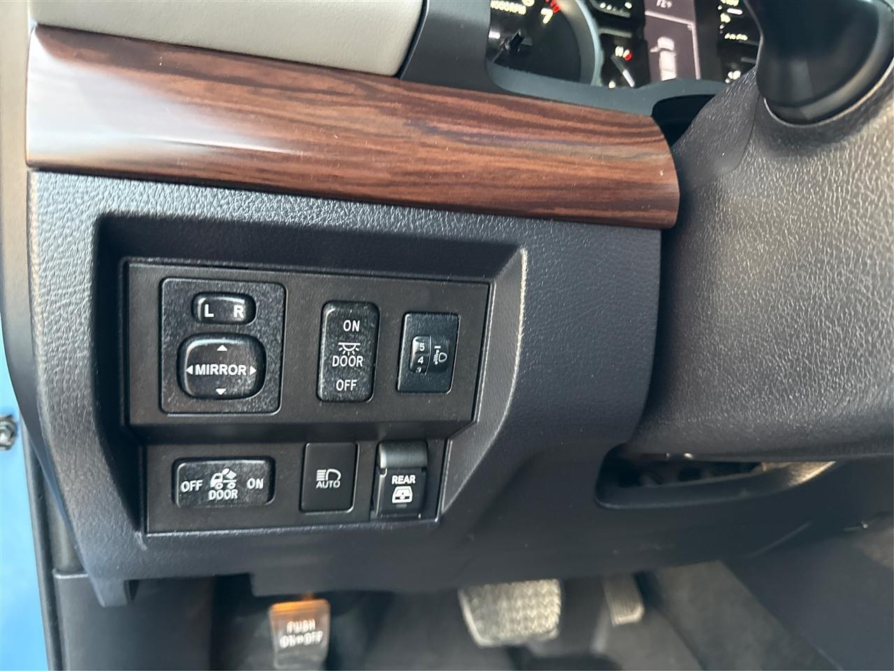 Toyota Tundra Limited 5.7L CrewMax 4WD 2020