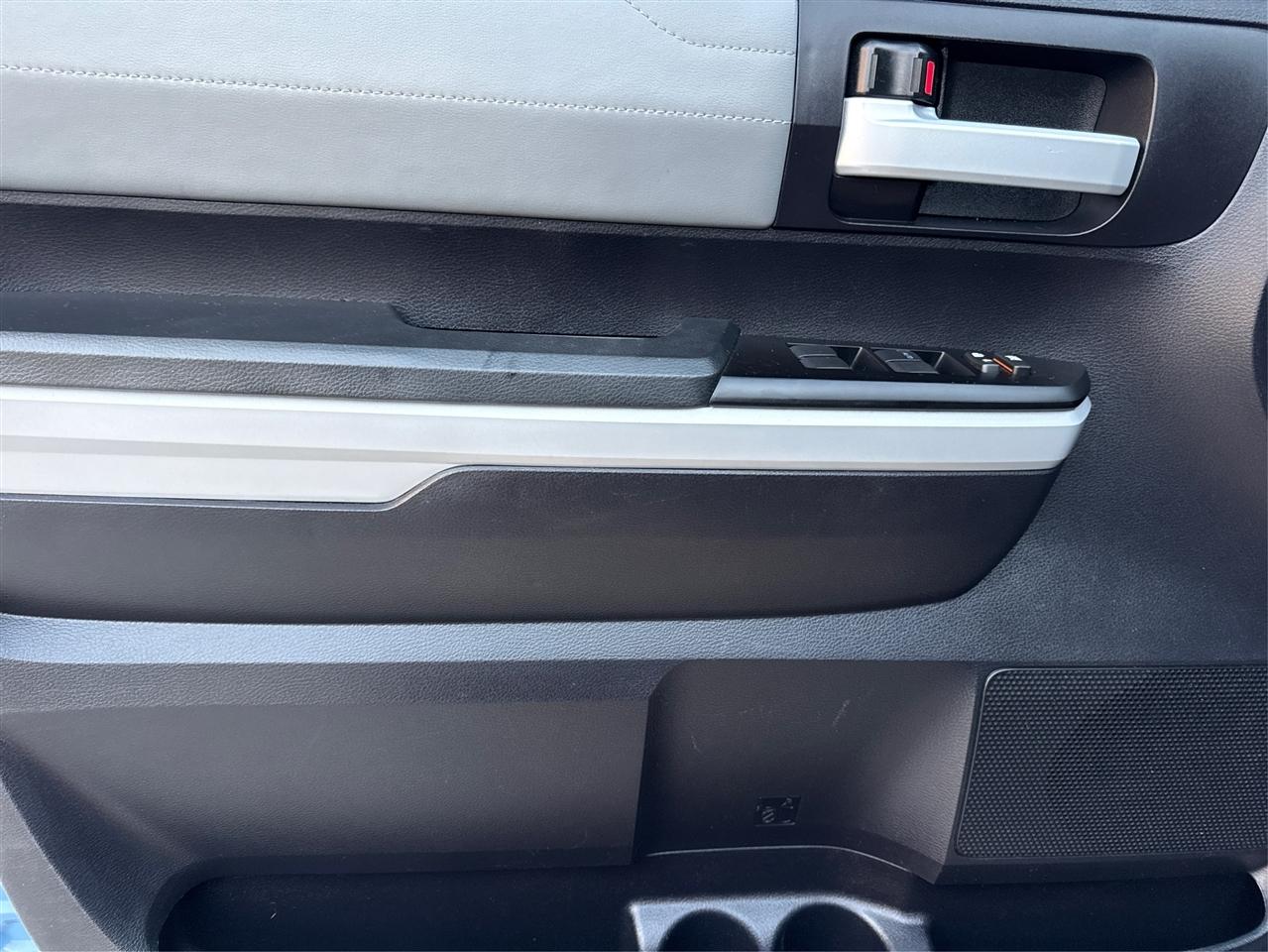 Toyota Tundra Limited 5.7L CrewMax 4WD 2020