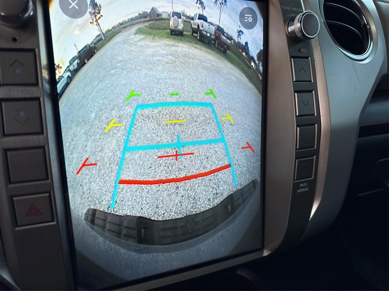 Toyota Tundra Limited 5.7L CrewMax 4WD 2020