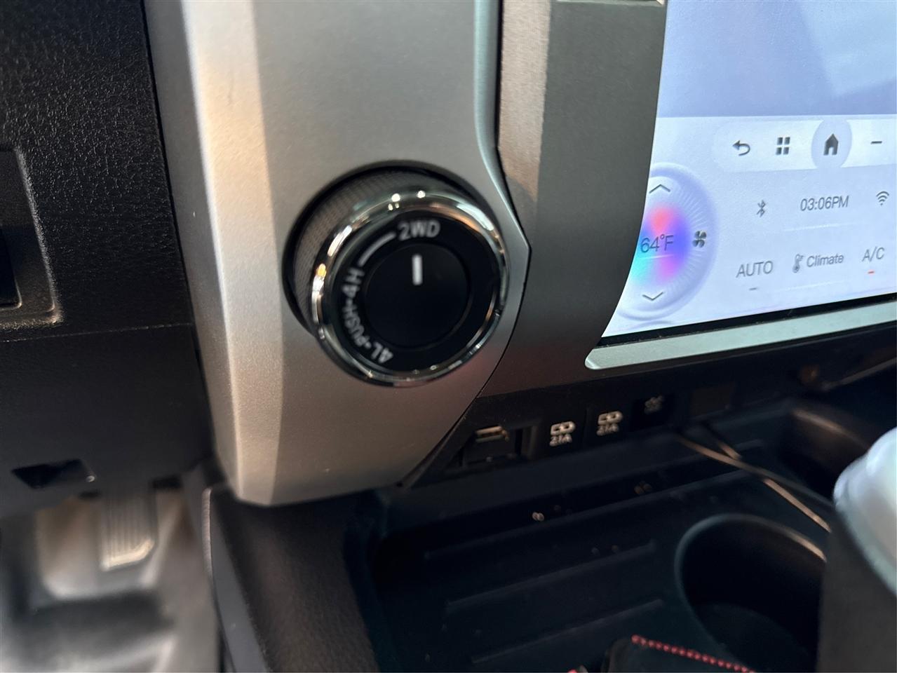 Toyota Tundra Limited 5.7L CrewMax 4WD 2020