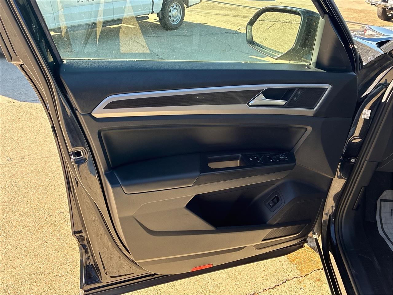 Volkswagen Atlas V6 SE w/Technology AWD 2019