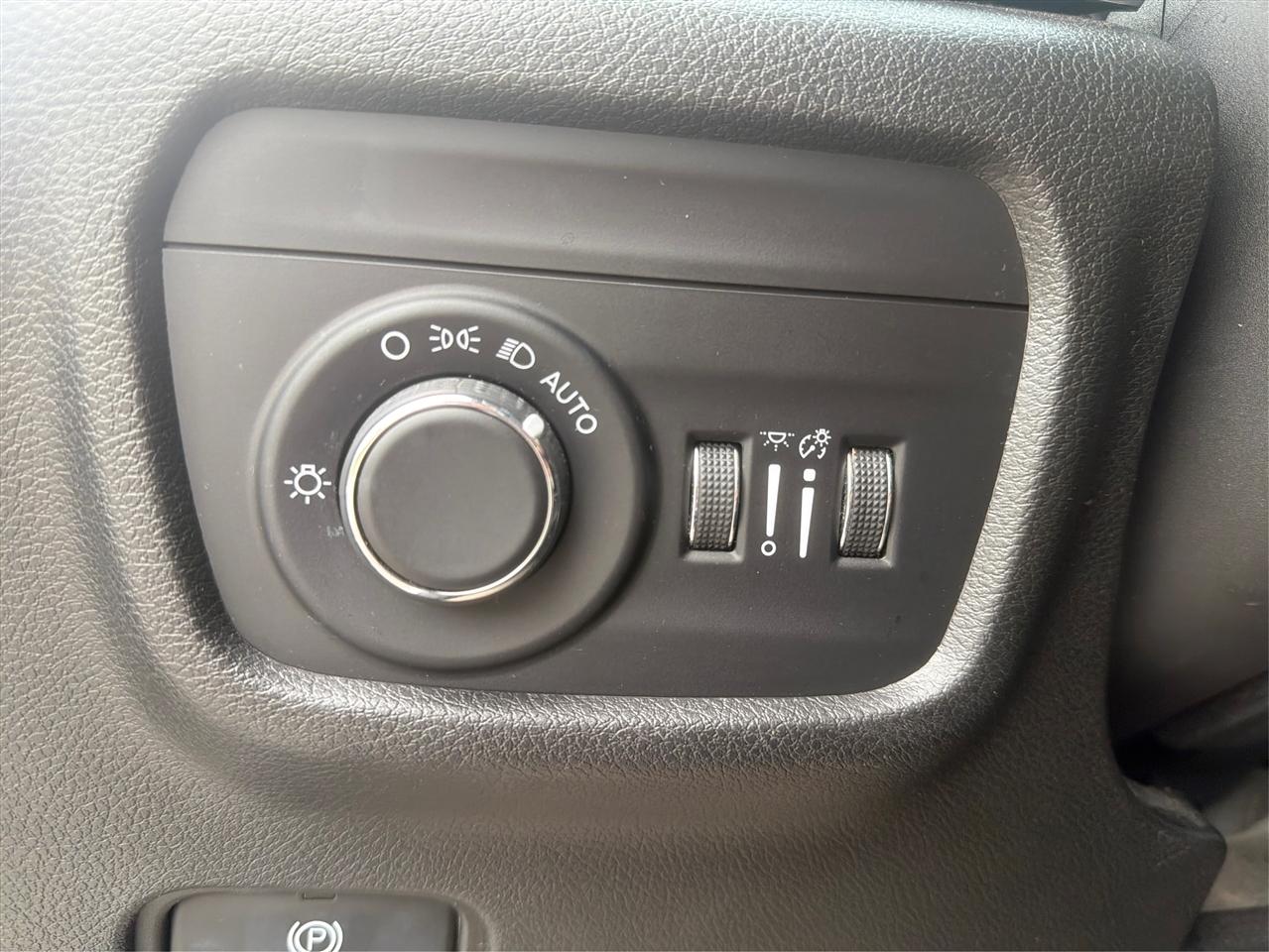 Jeep Grand Cherokee L Laredo 2022