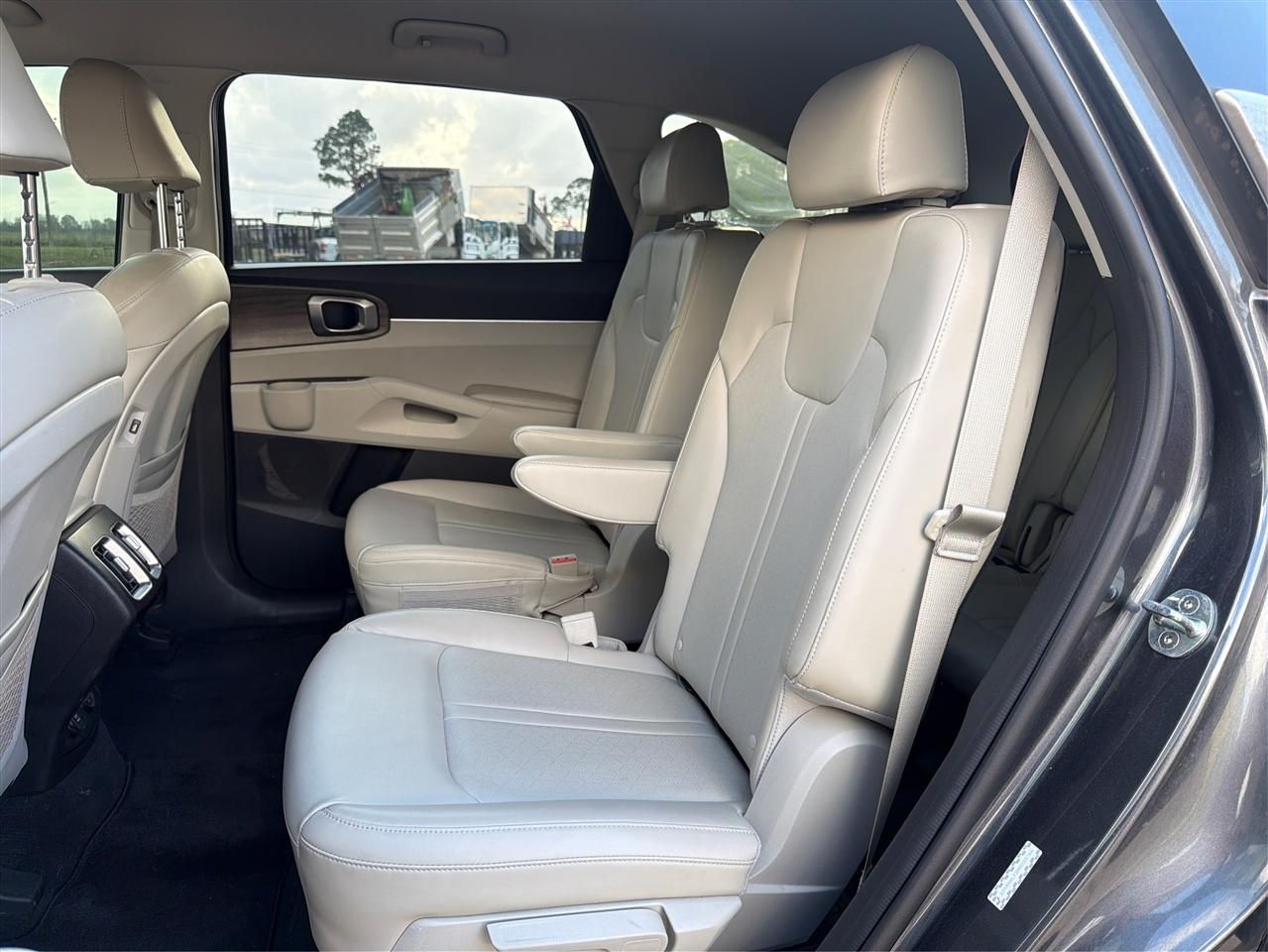 Kia Sorento EX 2WD 2021