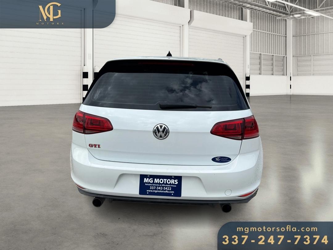 Volkswagen Golf GTI S 6A 4-Door 2017