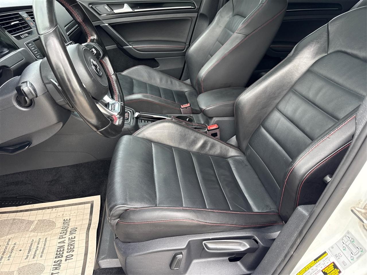 Volkswagen Golf GTI S 6A 4-Door 2017