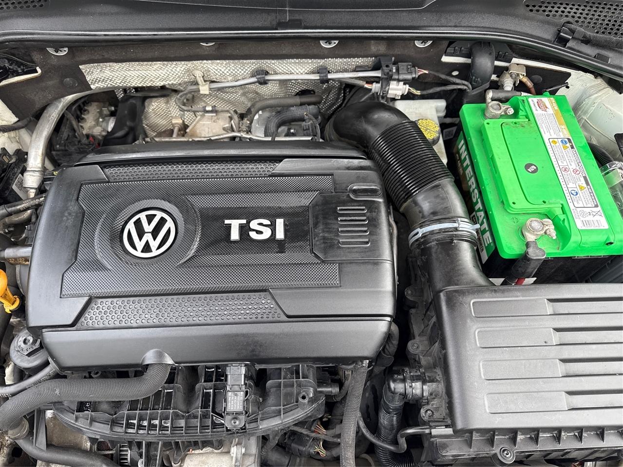 Volkswagen Golf GTI S 6A 4-Door 2017