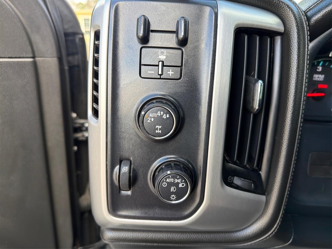 GMC Sierra 1500 SLT Crew Cab 4WD 2017