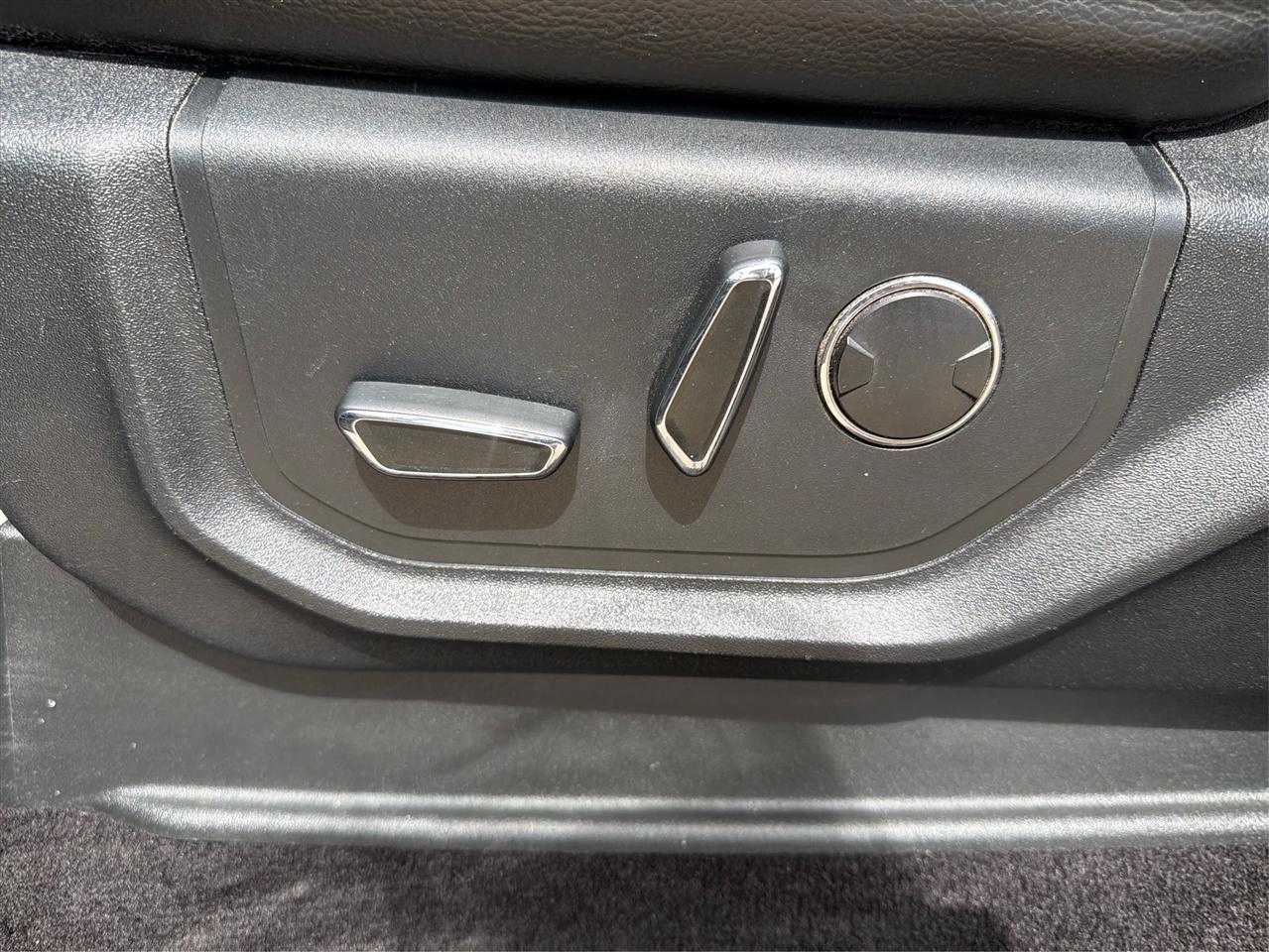 Ford F-150 Lariat SuperCrew 5.5-ft. Bed 4WD 2017