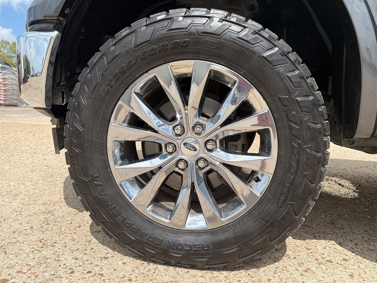 Ford F-150 Lariat SuperCrew 5.5-ft. Bed 4WD 2017