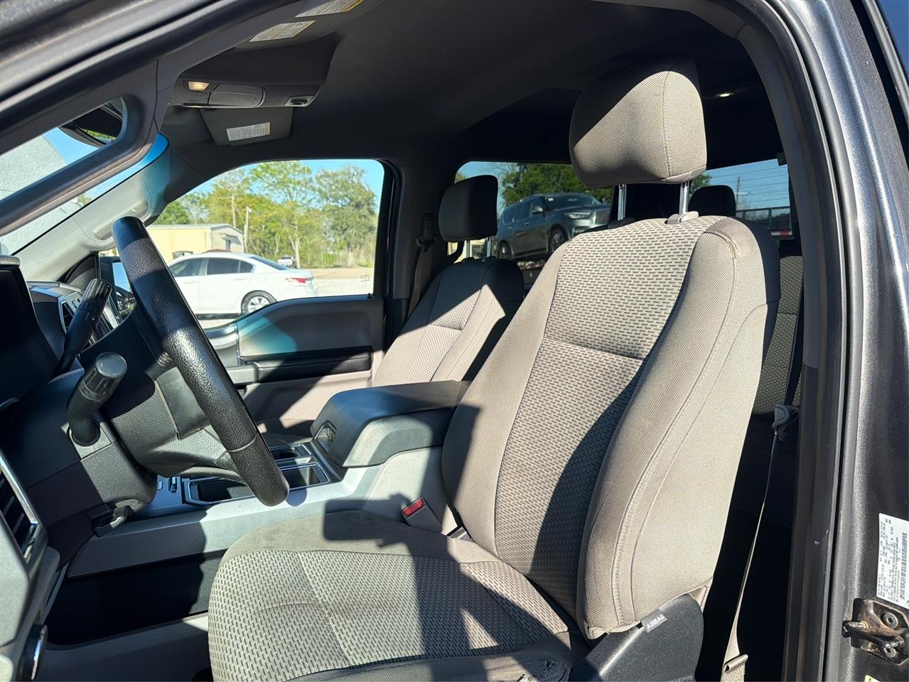 Ford F-150 XLT SuperCrew 5.5-ft. Bed 2WD 2015