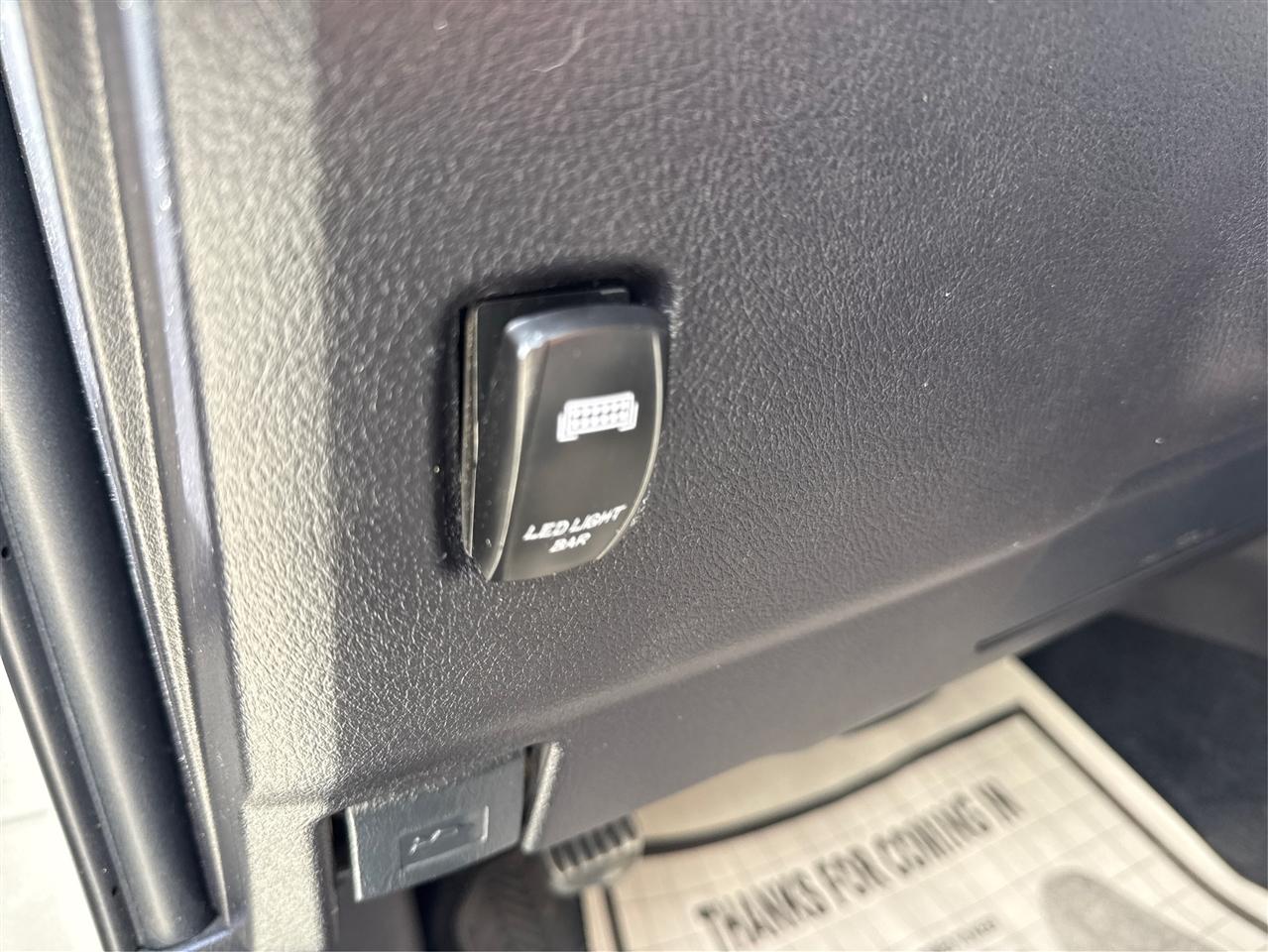 Toyota 4Runner SR5 2WD 2016