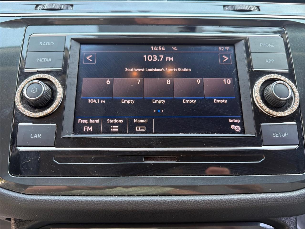 Volkswagen Tiguan S 2019