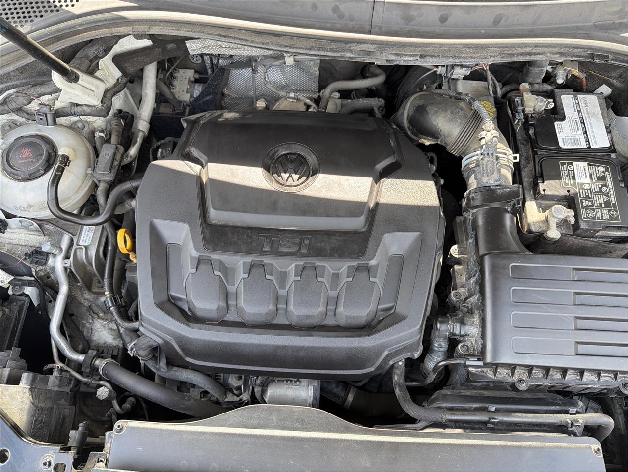 Volkswagen Tiguan S 2019