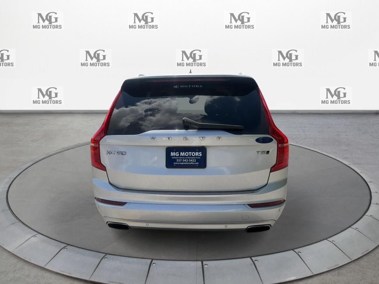 Volvo XC90 T5 Momentum 2021