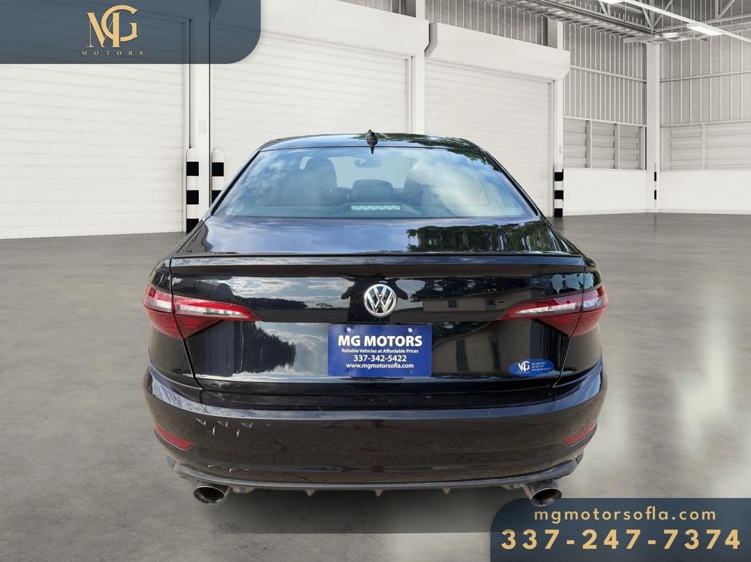 Volkswagen Jetta  2021