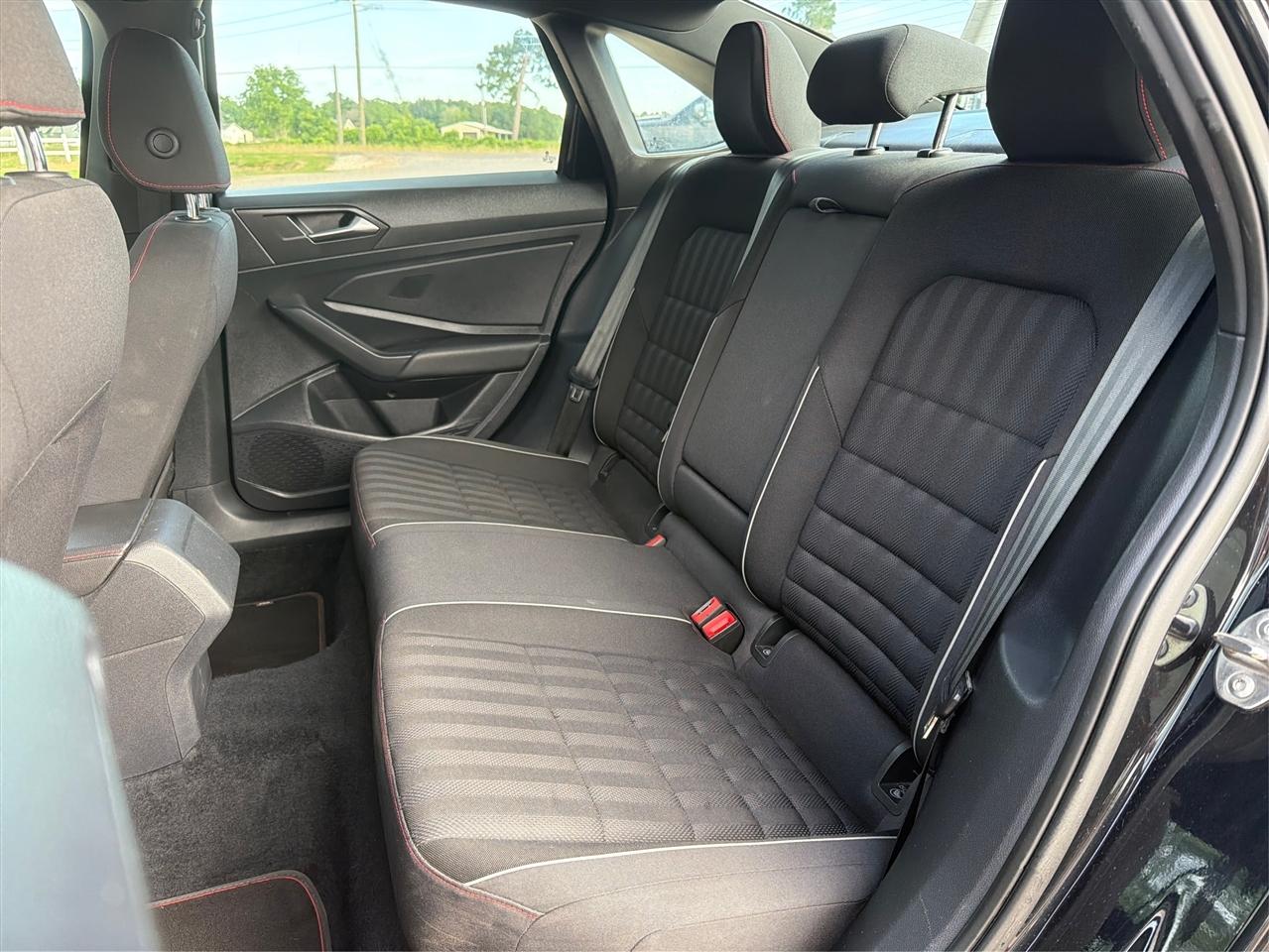 Volkswagen Jetta  2021