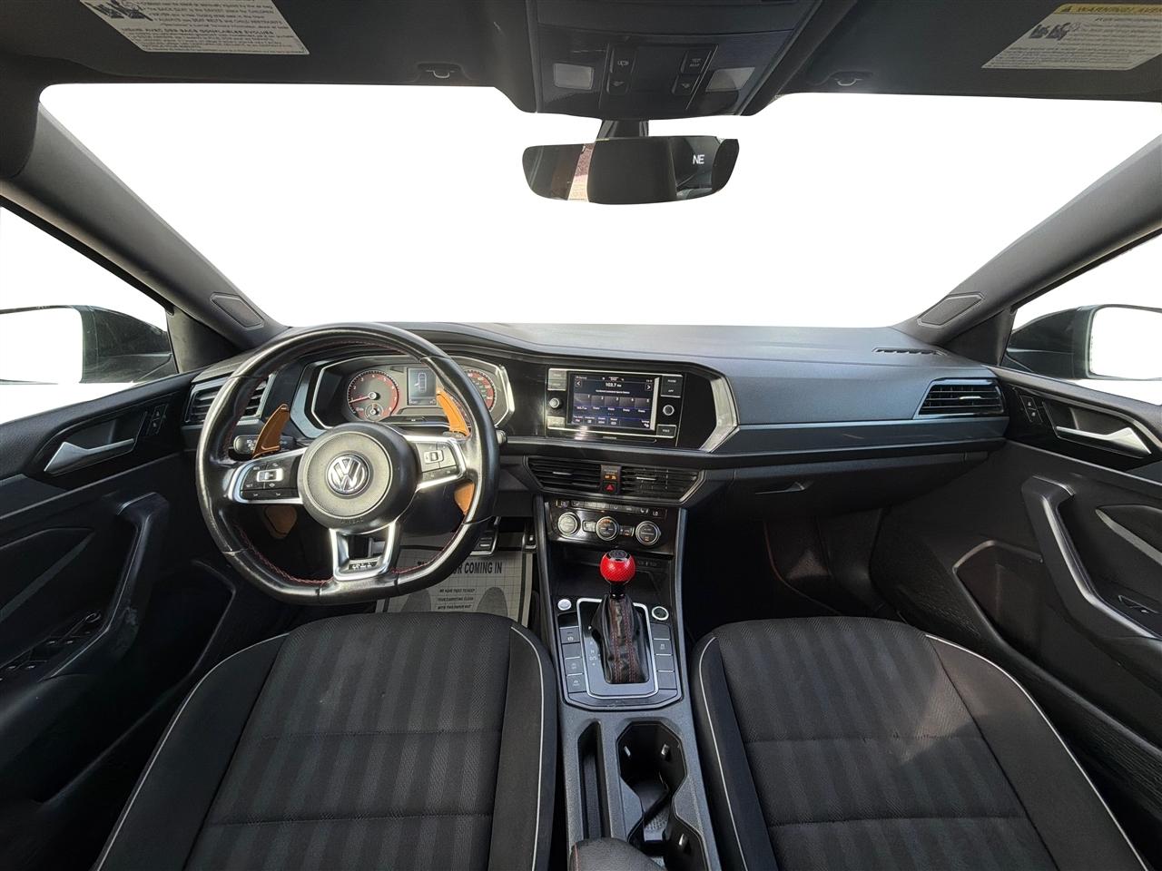 Volkswagen Jetta  2021