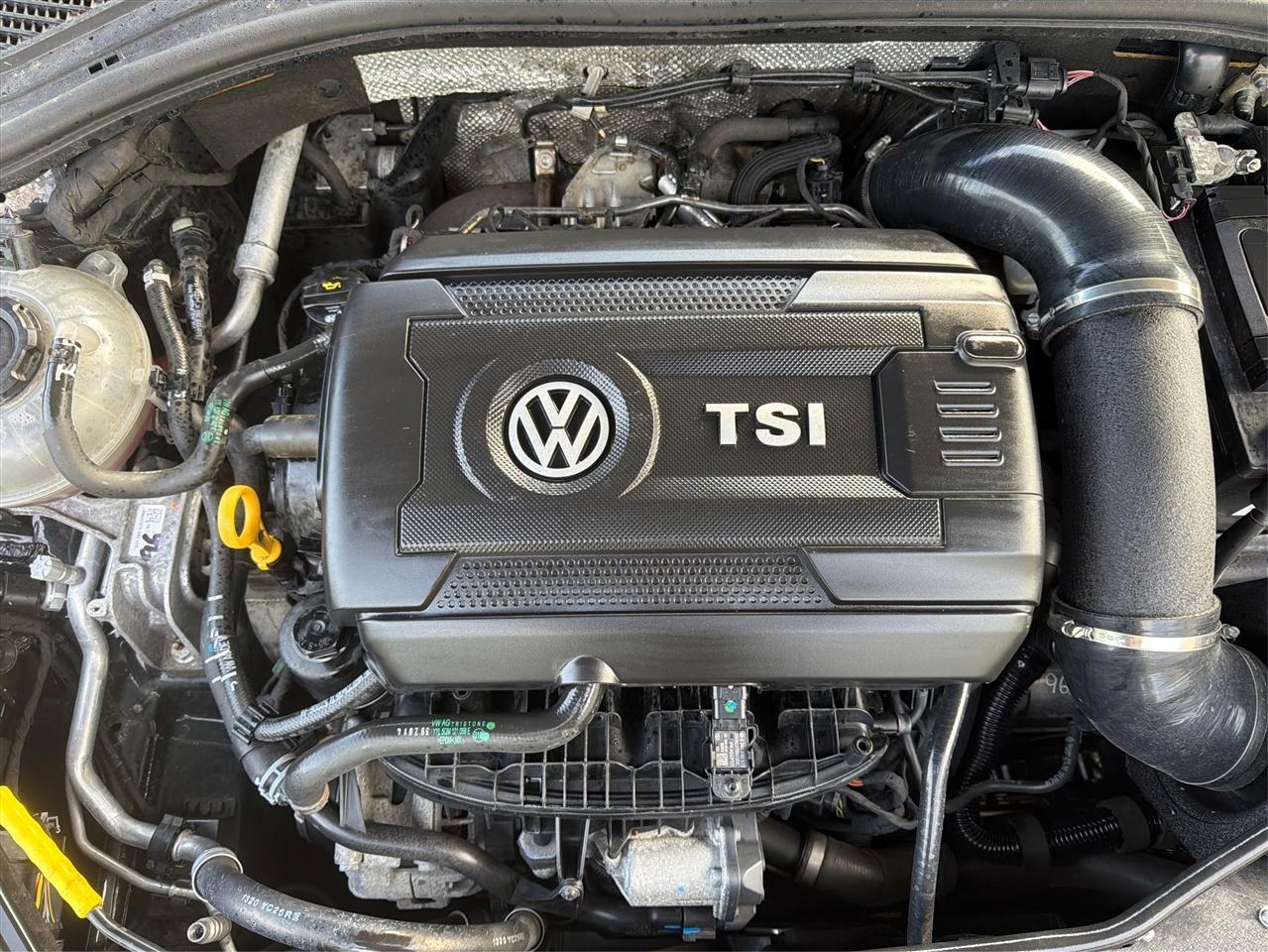 Volkswagen Jetta  2021