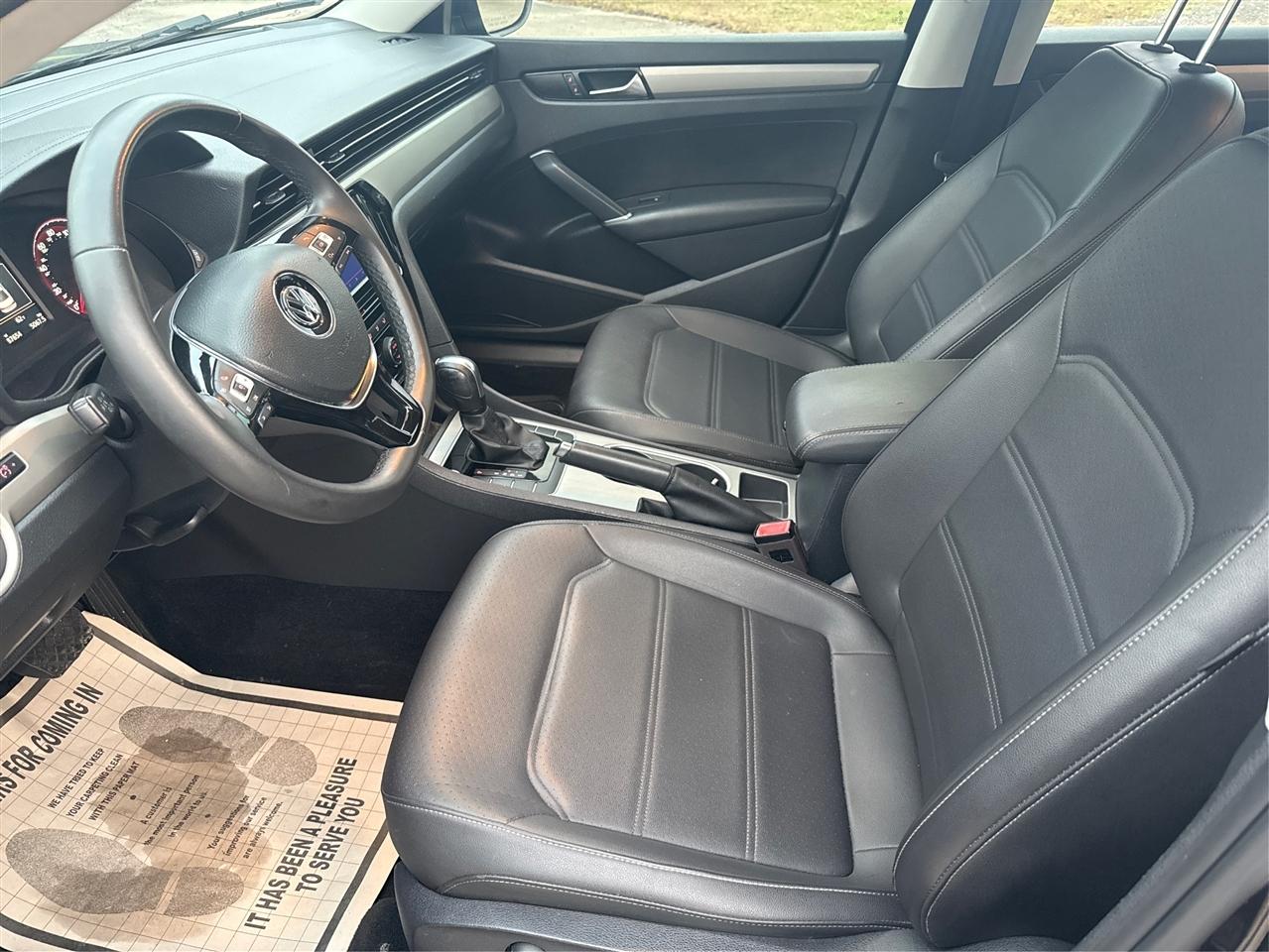 Volkswagen Passat SE 2021