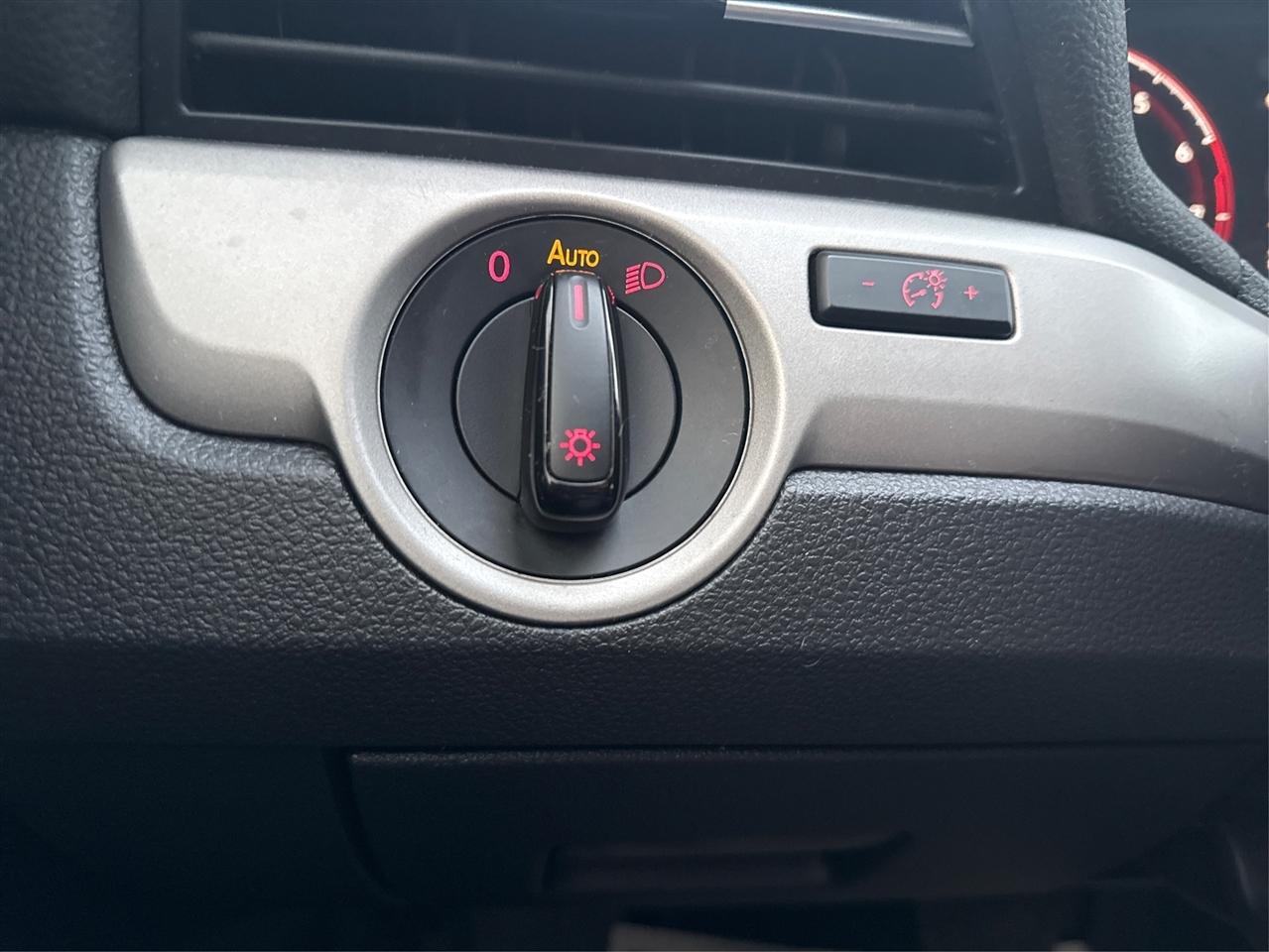 Volkswagen Passat SE 2021